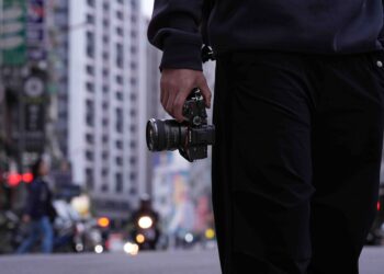 發揮高解析度、散景及強大近拍能力，Sony 發表 E 接環 FE 16mm F1.8 G超廣角定焦鏡頭