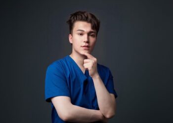 混血帥醫跨足營養保健、影視圈 分享人生不設限哲學