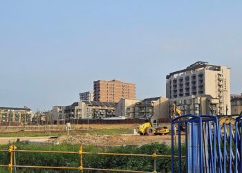 房市反轉時的買房教戰！專家：買上千戶社區又買貴、自住客小心