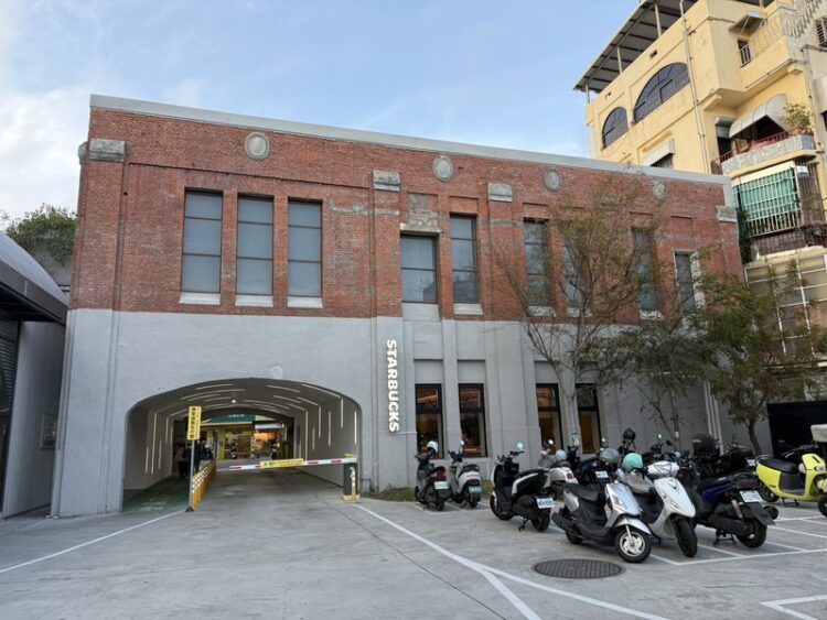 3/22新濱町海洋廚房盛大開幕 15家人氣餐廳齊聚一堂 3/22新濱町海洋廚房盛大開幕-15家人氣餐廳齊聚一堂