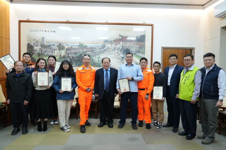 澎縣府攜手民間力量 推動珊瑚復育 共創海洋永續 澎縣府攜手民間力量-推動珊瑚復育-共創海洋永續