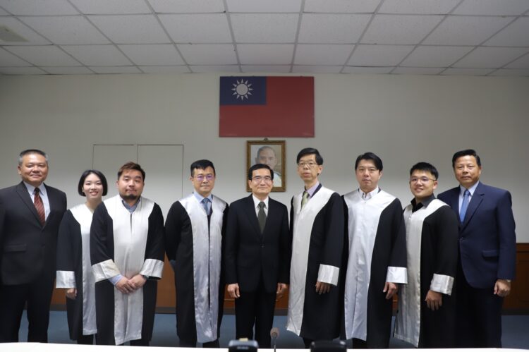 建立法律諮詢律師制度-全面提升執法專業性