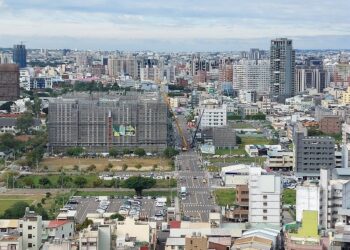 政府房市調控中-是時候提振買氣？專家揭循環：該用力就要加重