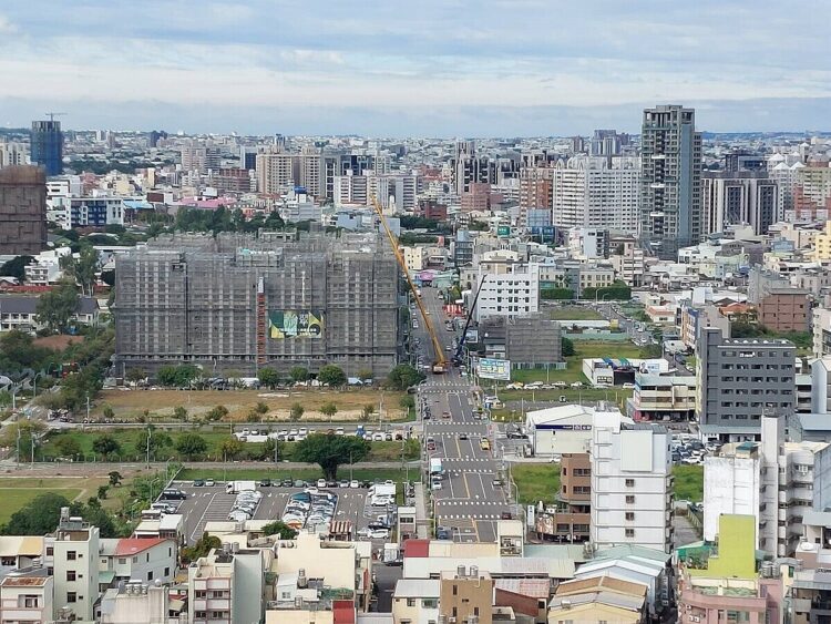 政府房市調控中-是時候提振買氣？專家揭循環：該用力就要加重