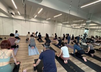 38女王節限定！-揪團「坐坐」練瑜伽-擺脫緊繃更紓壓