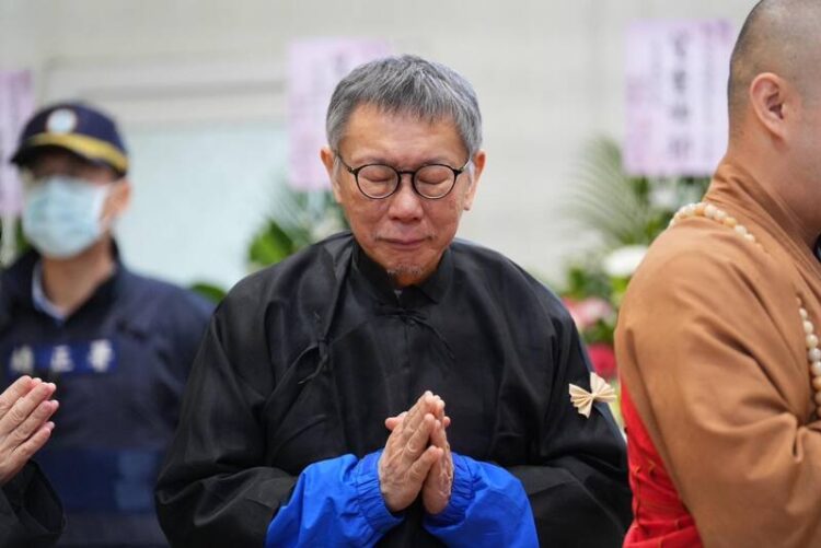 柯承發告別式,柯文哲唸祭文 做為兒子對父親最後的道別 柯承發告別式,柯文哲唸祭文-做為兒子對父親最後的道別