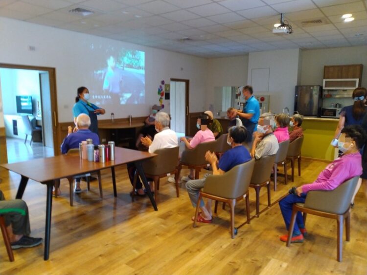 高雄高齡者占20% 長照需求日增 提升照顧正能量要善用喘息服務 高雄高齡者占20%-長照需求日增-提升照顧正能量要善用喘息服務