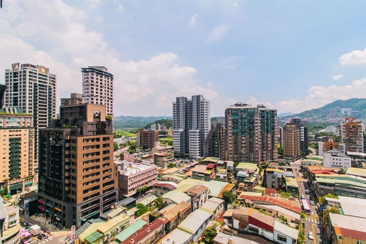 房價開始反轉!「3縣市」大樓跌了 雙北「這款房」持續下修:季跌幅超過4% 房價開始反轉!「3縣市」大樓跌了-雙北「這款房」持續下修:季跌幅超過4%