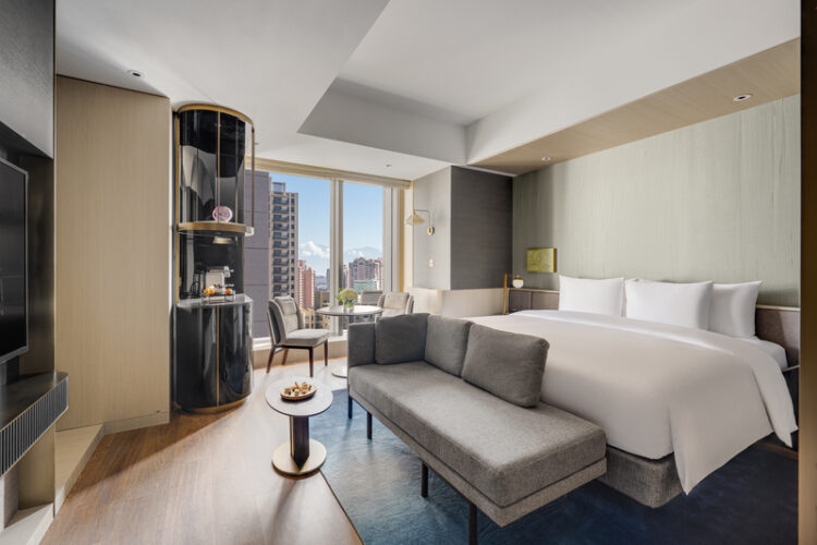 高雄洲際酒店引領永續旅宿潮流！-南台灣首間榮獲碳足跡標籤環保住宿業者 