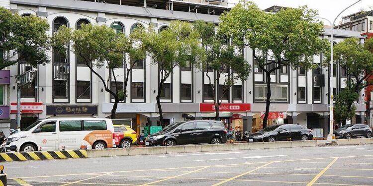 拉皮完工再一案！新北「這排」老屋翻新蛻變