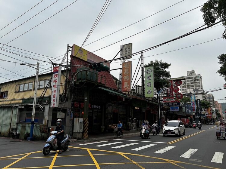 新莊文高用地解編 打造第二運動中心及現代化市場 新莊文高用地解編-打造第二運動中心及現代化市場