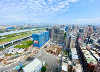 房市凍！七都交易預售驟減4成、總價也降-建商賣壓加劇「改送家電、裝潢」