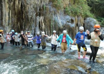 哈尤溪落石意外-遊客已平安返家-營運團隊即刻啟動因應作為