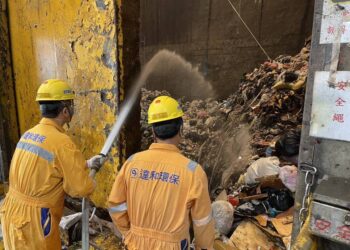 載運物有火源導致貯坑冒煙-仁武焚化廠應變得宜未受影響