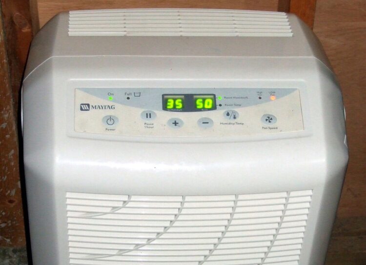 除濕機開整天?一堆人「忽略2點」 恐引爆機器自燃 除濕機開整天?一堆人「忽略2點」-恐引爆機器自燃