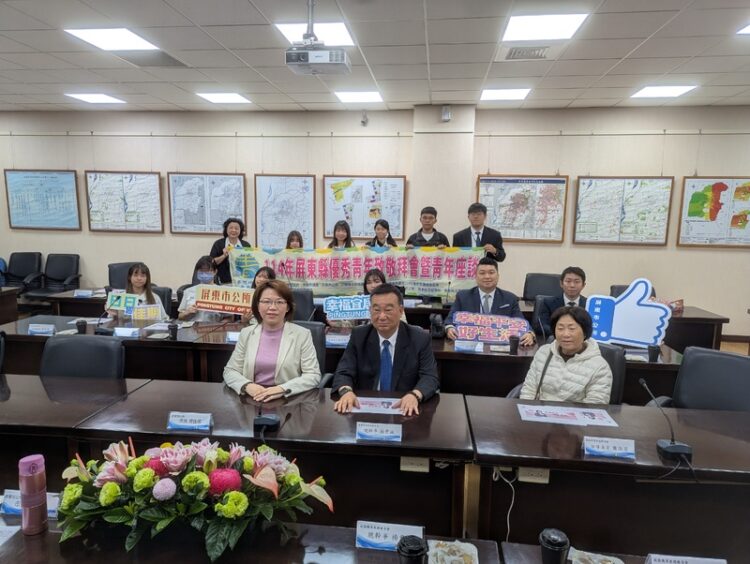 屏東縣114年優秀青年致敬拜會政府單位 屏東縣114年優秀青年致敬拜會政府單位