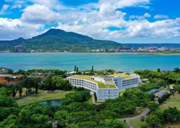 聯合住宿來囉！義大皇家酒店攜手將捷金鬱金香酒店-山海風景一次擁有-​