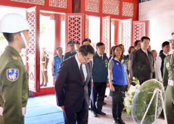 感念為國捐軀烈士忠貞精神-黃偉哲主持114年公祭革命先烈暨陣亡將士春祭典禮