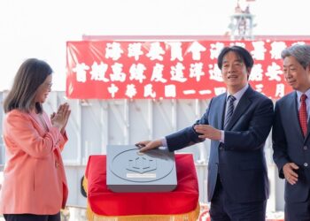 總統出席海委會「首艘高緯度遠洋巡護船安龍典禮」