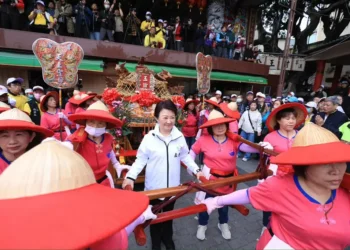 台中樂成宮旱溪媽祖遶境十八庄今起駕出巡-盧市長祈願：盼四時無災、世界平安