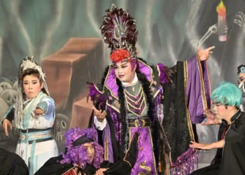 秀琴歌劇團演繹上帝公收服龜蛇二將-全新改編上帝公傳奇歡慶玄天上帝誕辰