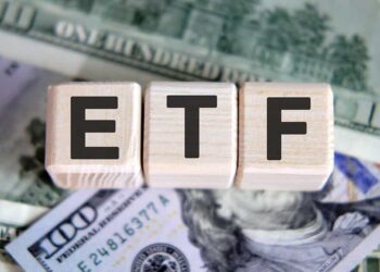 主動式、被動式平衡型ETF啟動 引領市場新里程碑