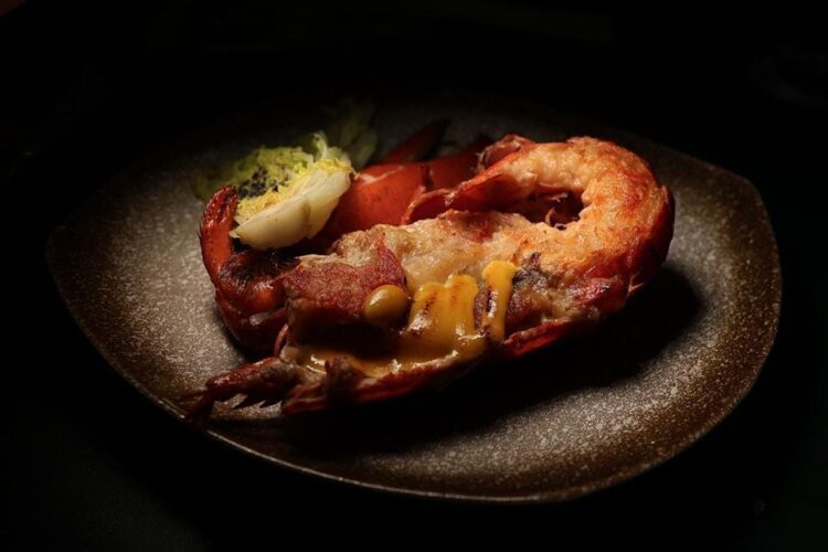 台南無菜單鐵板料理 沈浸式饗宴《食光宴》打造五感美食體驗 台南無菜單鐵板料理 沈浸式饗宴《食光宴》打造五感美食體驗