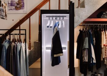 四大品牌聯手推薦神級家電，LG Styler 蒸氣電子衣櫥引爆紳士圈！