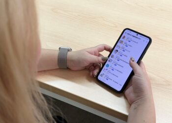台股震到心碎 1折Line貼圖推出撫平心靈