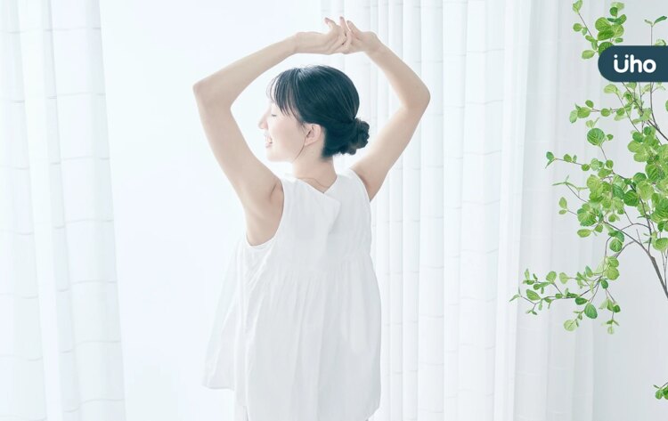 工作壓力大,深呼吸反而沒用?中醫教「大腦放空法」自然呼吸就好 工作壓力大,深呼吸反而沒用?中醫教「大腦放空法」自然呼吸就好