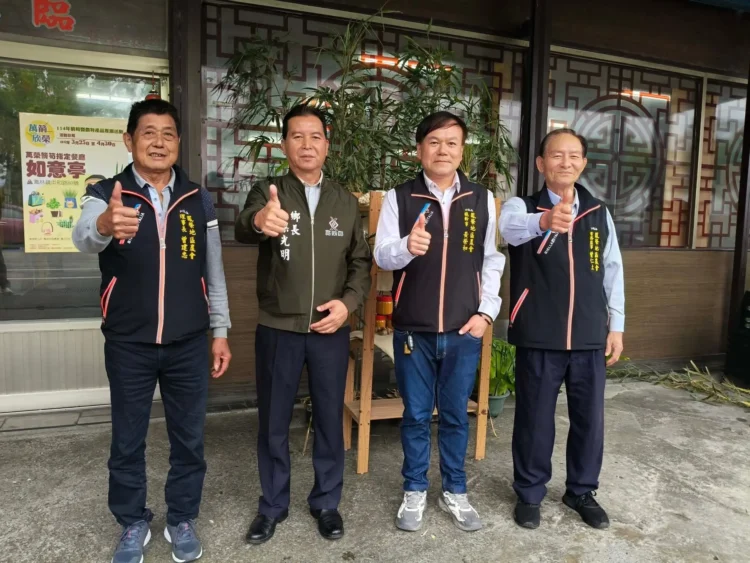 萬榮箭筍強勢回歸 萬榮鄉長梁光明化身代言主廚 料理秀搶先曝光 萬榮箭筍強勢回歸-萬榮鄉長梁光明化身代言主廚-料理秀搶先曝光