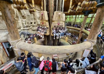 致青春未滿18歲免費入園優惠-兒童連假首日六福村湧入上萬人潮