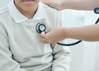 如何判斷小孩有心臟病？爸媽必觀察「4症狀」恐有心雜音、心律不整