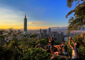 英國《time-out》公佈：女性數位遊牧移居最安全的城市是台北！