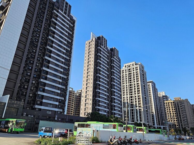 感受市場壓力、桃園八德屋主開始降價!在地專家曝價修幅度 感受市場壓力、桃園八德屋主開始降價!在地專家曝價修幅度