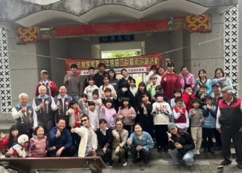 打竹板說學逗唱-聲音的畫布-花蓮客家青少年口說藝術開班