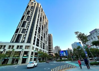 台股若續崩-估價師首度鬆口：房市將爆斷頭潮、安全下莊靠它