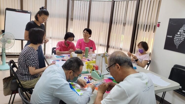 重建「視」界，活出「睛」彩人生-—-高雄市視障者重建服務助130人重拾自立生活