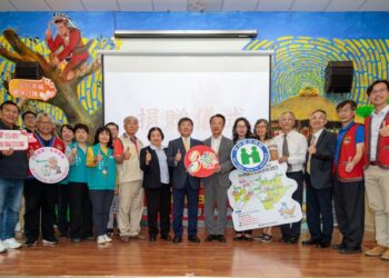 嘉義縣阿里山鄉獲捐贈牙科診療椅、75萬教育基金-造福原鄉