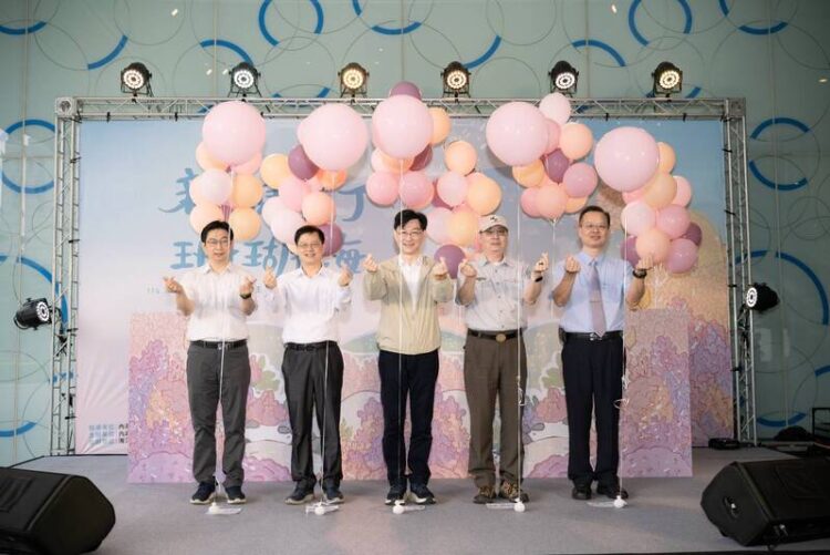 「親親墾丁珊瑚海」活動首登高雄 公私協力推動海洋保育 「親親墾丁珊瑚海」活動首登高雄-公私協力推動海洋保育