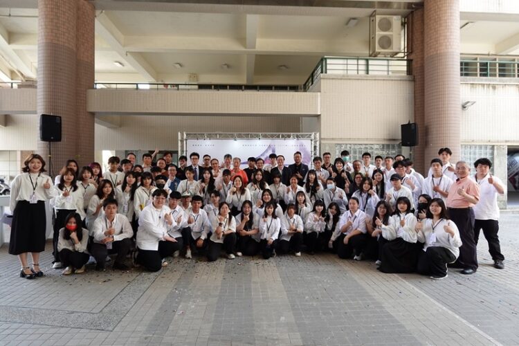 樹科大生活產品設計系第23屆畢展 「破繭」啟發探索生命力量 樹科大生活產品設計系第23屆畢展-「破繭」啟發探索生命力量