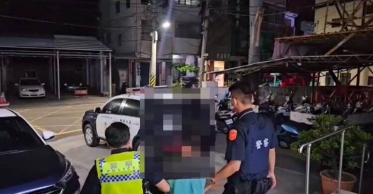 又見假投資詐騙!楠警飛奔逮車手 又見假投資詐騙!楠警飛奔逮車手