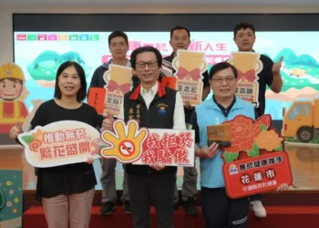 花蓮市清潔隊獲無菸職場卓越獎-隊員葉志誠戒菸成功成典範