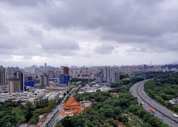 1坪不到10萬→30萬！建商早買好土地等著-他曝土城亮點開發區「房地價值翻數倍」