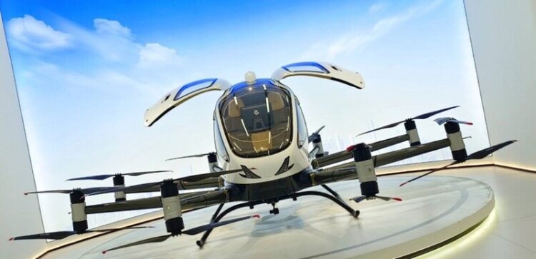 無人機飛入羊城生活:從“黑科技”到“好幫手” 無人機飛入羊城生活:從“黑科技”到“好幫手”