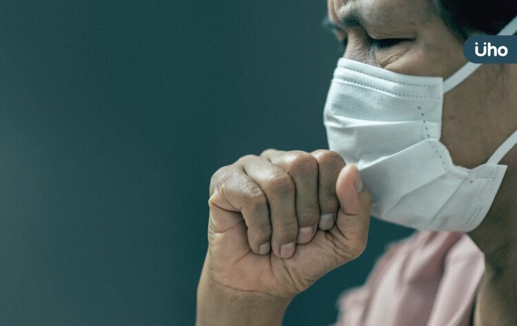 流感、肺炎鏈球菌⋯呼吸道疫情升溫!專家籲「3點」降長者肺炎重症 流感、肺炎鏈球菌⋯呼吸道疫情升溫!專家籲「3點」降長者肺炎重症