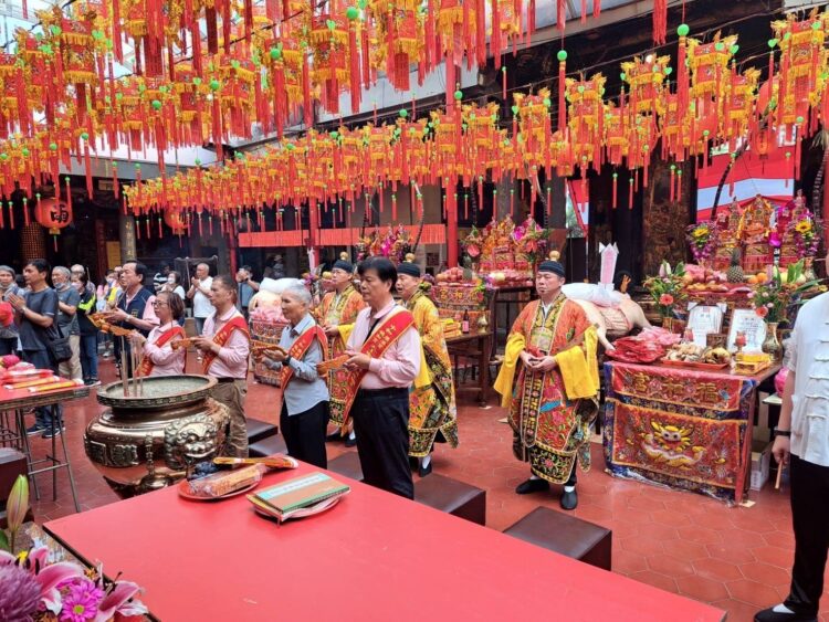 中永和媽祖遶境迎神 穀雨撞媽祖聖誕求財旺福 中永和媽祖遶境迎神 -穀雨撞媽祖聖誕求財旺福