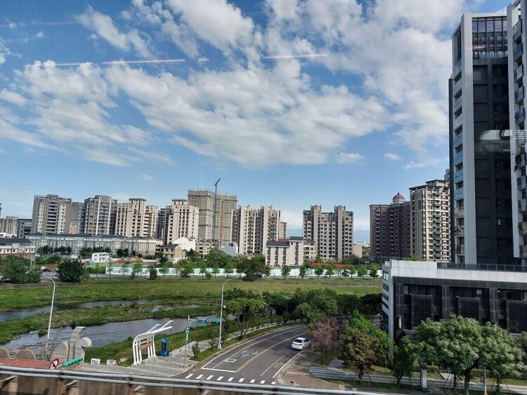 青埔重大建設有動靜!「2關鍵因素」讓房價下修案增多 青埔重大建設有動靜!「2關鍵因素」讓房價下修案增多