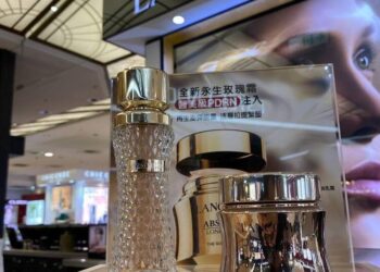 新光三越高雄三多店-史上最大回饋-母親節4/24盛大登場-只有八天-母親節送禮最佳買點