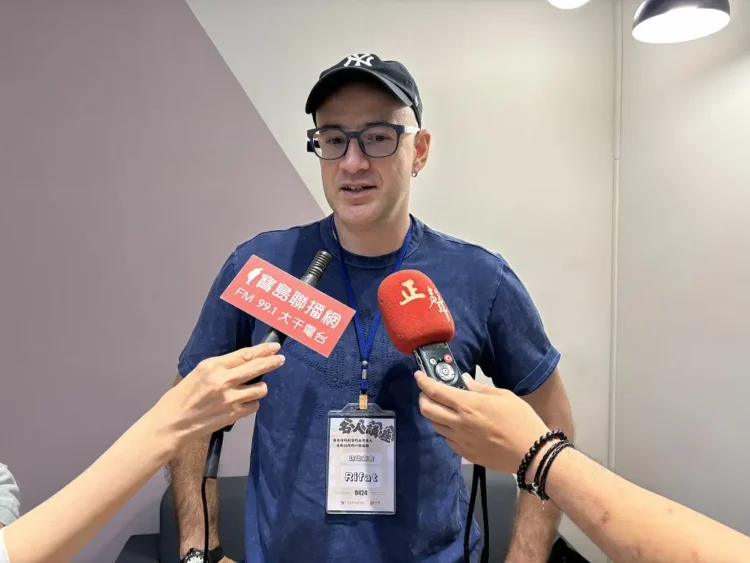 土耳其網紅吳鳳朝陽科大演講 20年的心路歷程 土耳其網紅吳鳳朝陽科大演講-20年的心路歷程